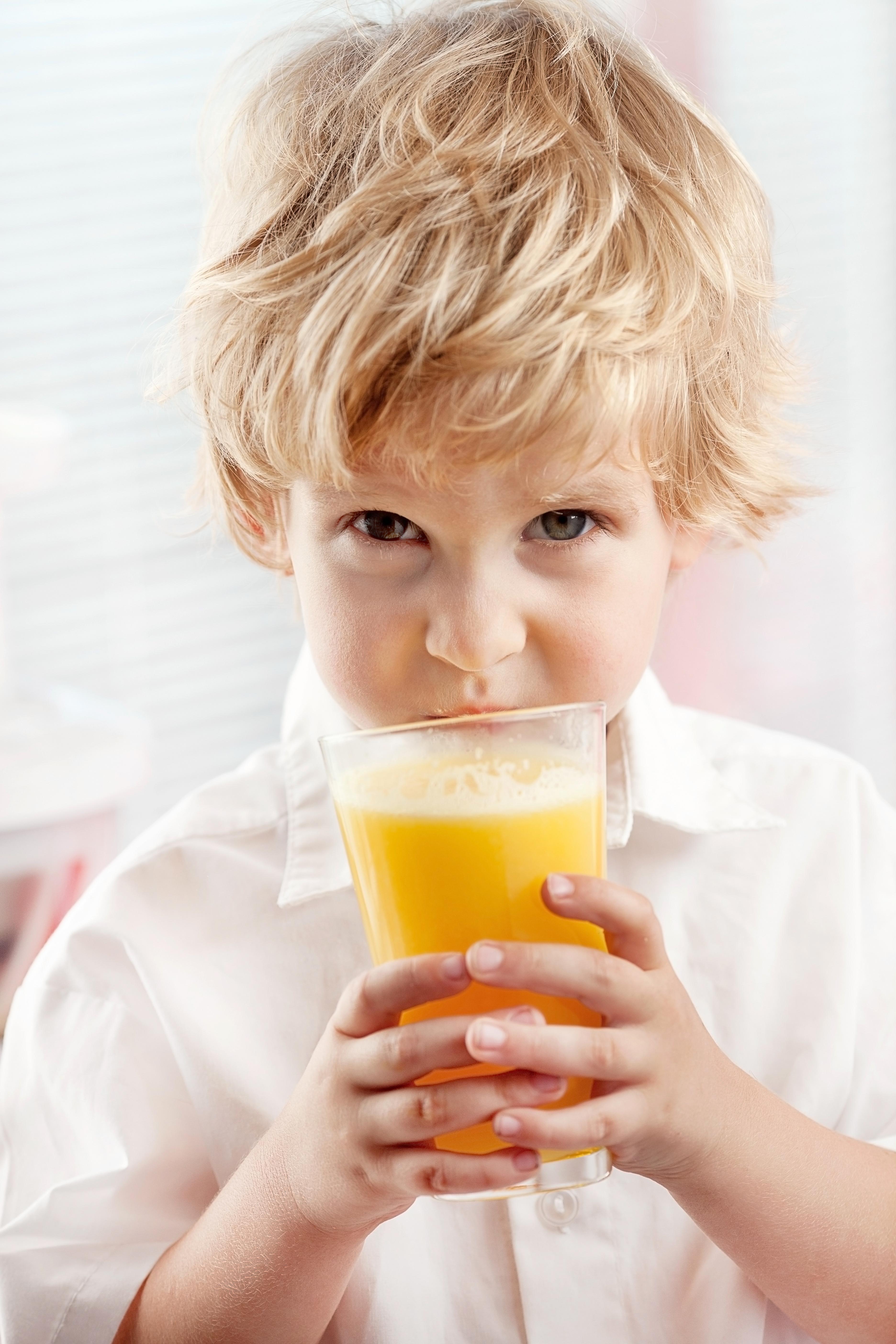 Why It’s Important Not To Give Your Child Juice