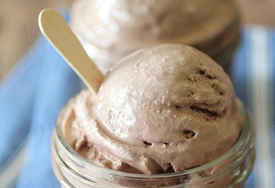 17 Amazing Homemade Ice Cream Recipes