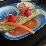 Fun Summer Foods for Kids-Cucumber Canoes