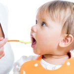 Introducing Solids: Understanding Your Baby’s Feeding Milestones