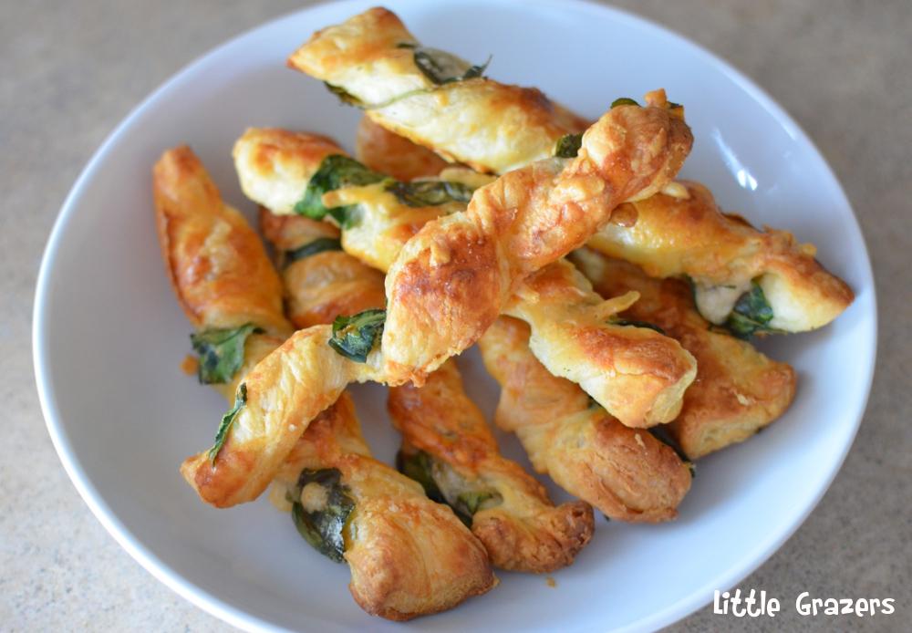 Parmesan and Spinach Cheese Twists Recipe