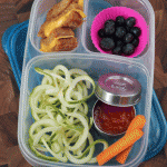 Back to School Lunch Ideas- Zucchini Noodles and Grilled Cheese. I’ve been obsessed with my spiralizer lately and this is such a fun lunch idea! A great alternative to regular pasta.