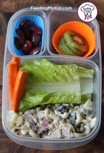 Back to School Lunch Ideas- Creamy Ham and Pea Pasta Salad. Delicious and easy to make ahead. This is such a unique pasta salad jammed pack with all sorts of delicious ingredients. 