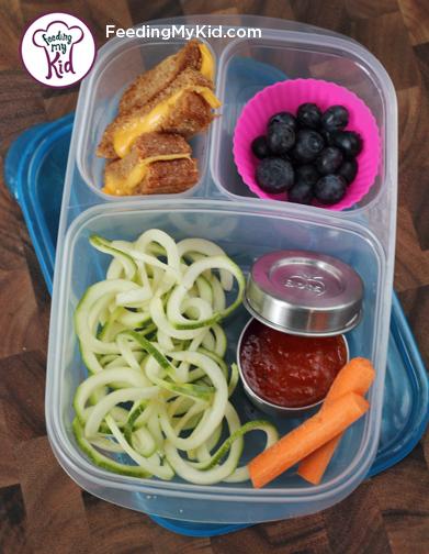 Back to School Lunch Ideas- Zucchini Noodles and Grilled Cheese. I've been obsessed with my spiralizer lately and this is such a fun lunch idea! A great alternative to regular pasta.