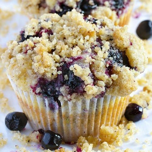 Blueberry Muffins With Streusel Crumb Topping