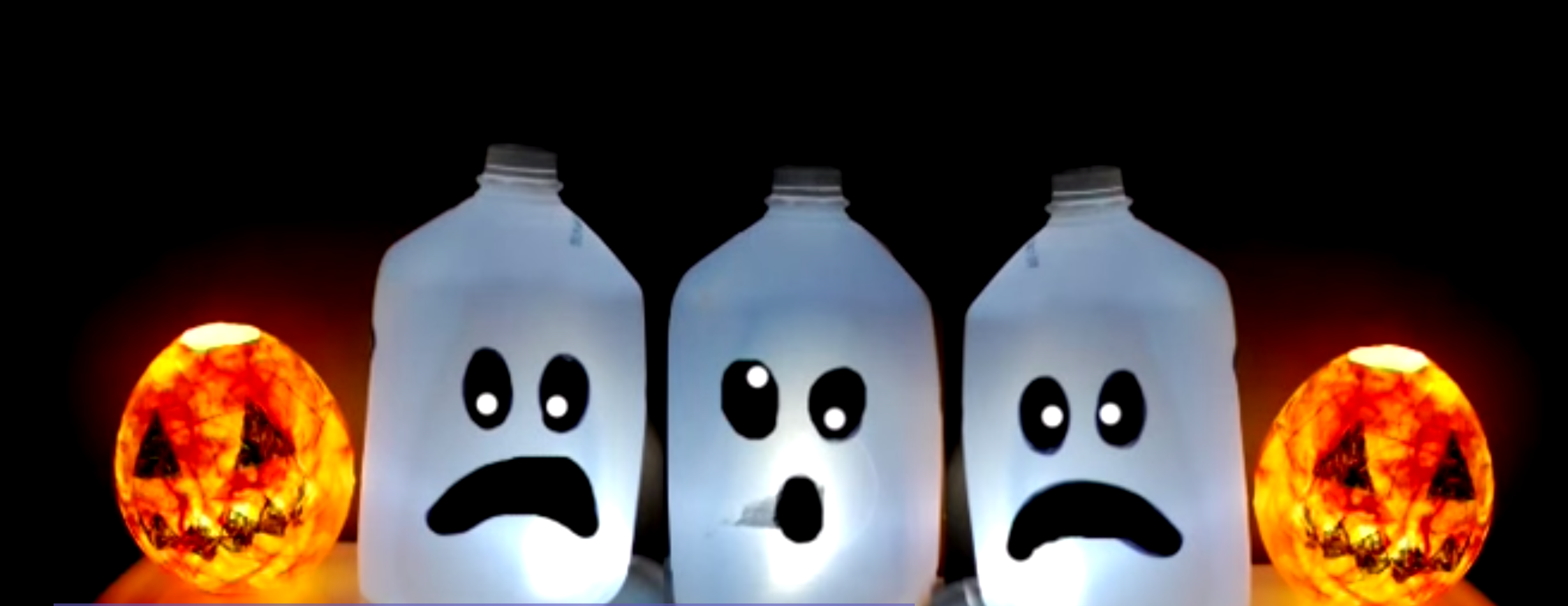 Milk Jug Halloween Decorations made of used milk jugs. How cute is this idea for Halloween? Love it! So easy to make. Watch the video to learn how.
