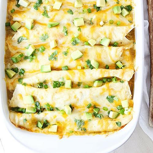 Creamy Spinach And Cheese Green Chile Enchiladas