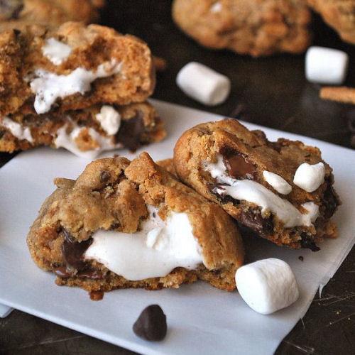 21 Fantastic Cookie Recipes short -These more stuffed cookies are to die for and super easy to make. Serve them up on a special treat night! 