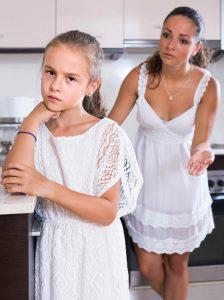 Parenting-Shaming-Daughter-