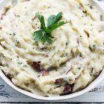 Slow Cooker Buttery Garlic Hern Mashed Potatoes