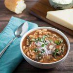 Slow Cooker Kale And White Bean Soup