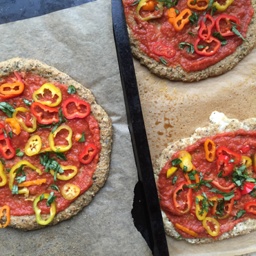 A vegan cauliflower pizza crust that passes the fold test? Impossible. I thought so too until I added the arrowroot starch to this recipe.