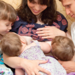 Breastfeeding Twins: What I wish someone told me