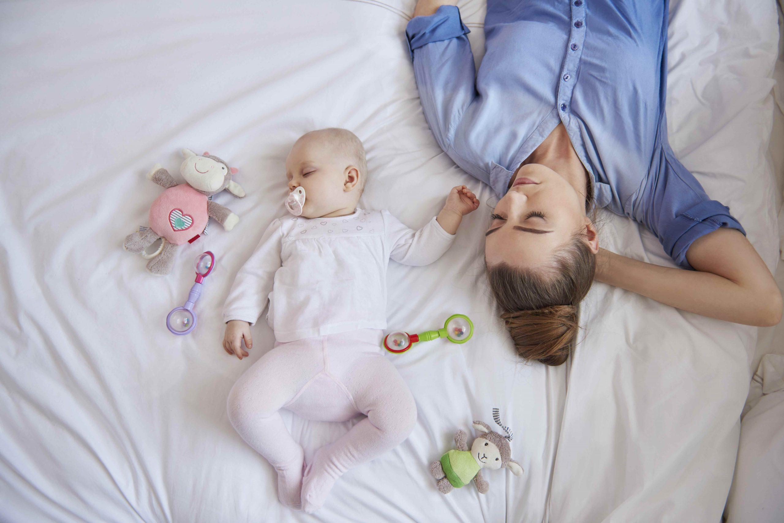 How to get sleep when you're a new mom? Sleep deprivation is real and it's hard. Here are tips on what to do.