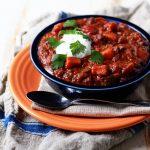 slow-cooker-quinoa-sweet-potato-and-black-bean-chili2