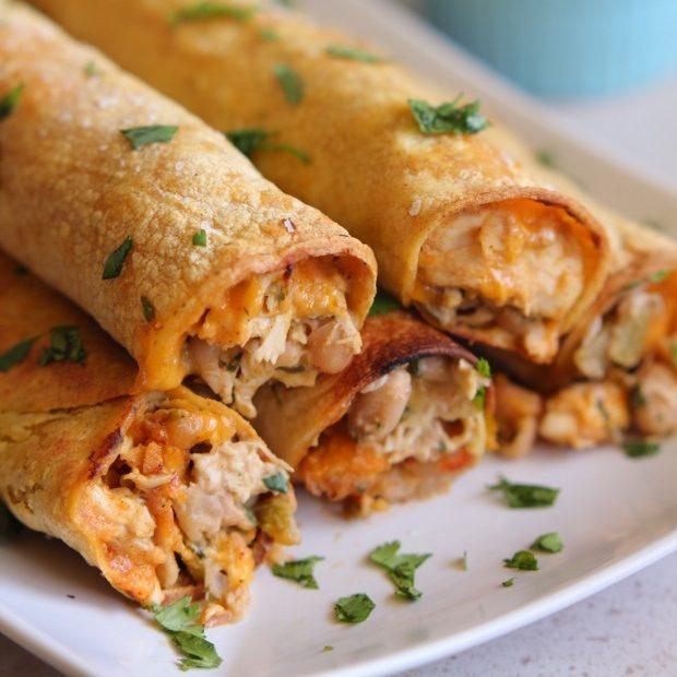 Baked Sausage, Spinach And Egg Breakfast Taquitos