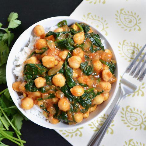 Curried Chickpeas With Spinach