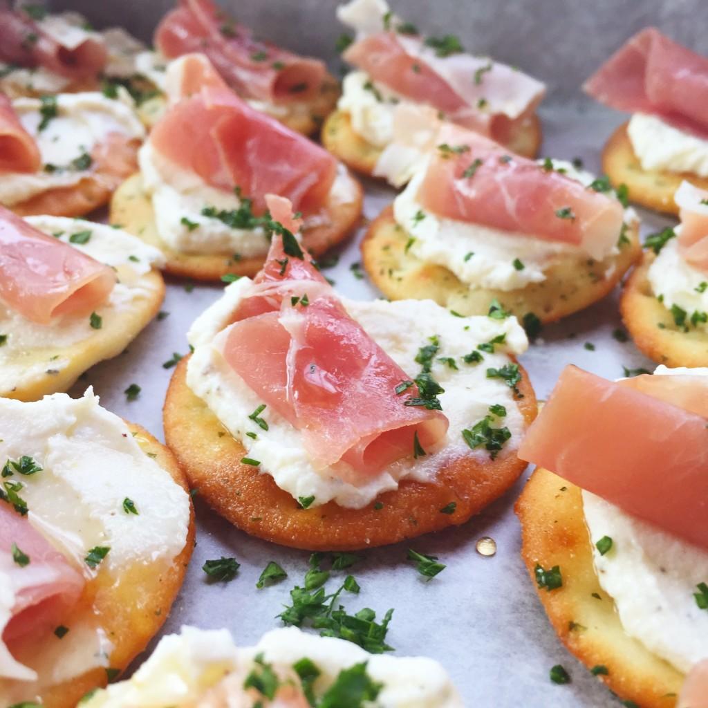 Easy Appetizer Recipes For Your Next Dinner Party In Under 30 Minutes 