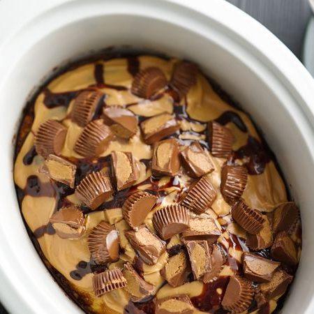 Slow Cooker Chocolate Peanut Butter Cake