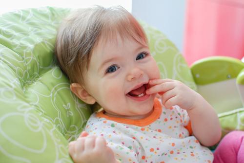 Baby led weaning is a great tool for many parents. Learn how baby led weaning helped this mom live a healthier and stress-free life.