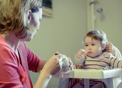 Baby led weaning is a great tool for many parents. Learn how baby led weaning helped this mom live a healthier and stress-free life.