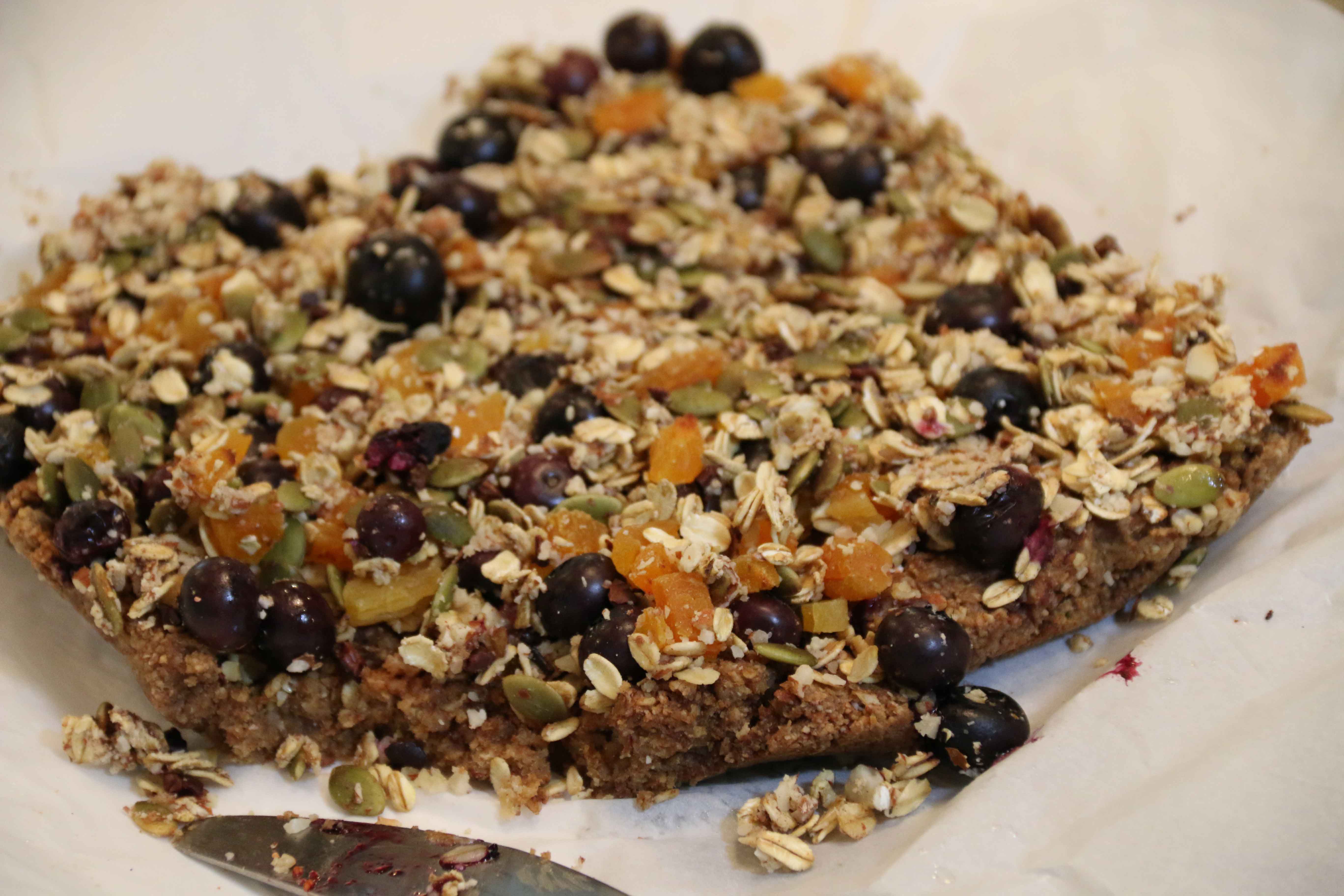 Breakfast Bar Recipe for Those Busy Mornings! Make Ahead of Time and