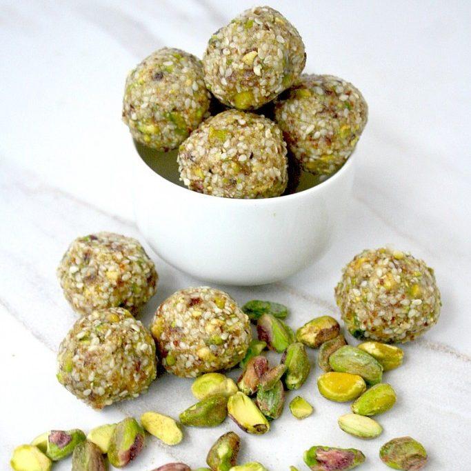 Protein Balls Recipes for and Easy, Homemade Snack!