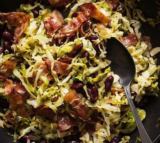 Simmer up this southern classic, the famous fried cabbage recipes! Healthy and hearty, this one-pot meal is one of the best fried cabbage recipes out there!